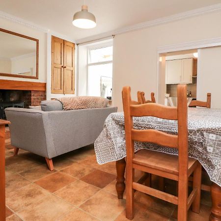 Kingfisher Cottage, 11 Airebank Terrace Skipton Eksteriør billede